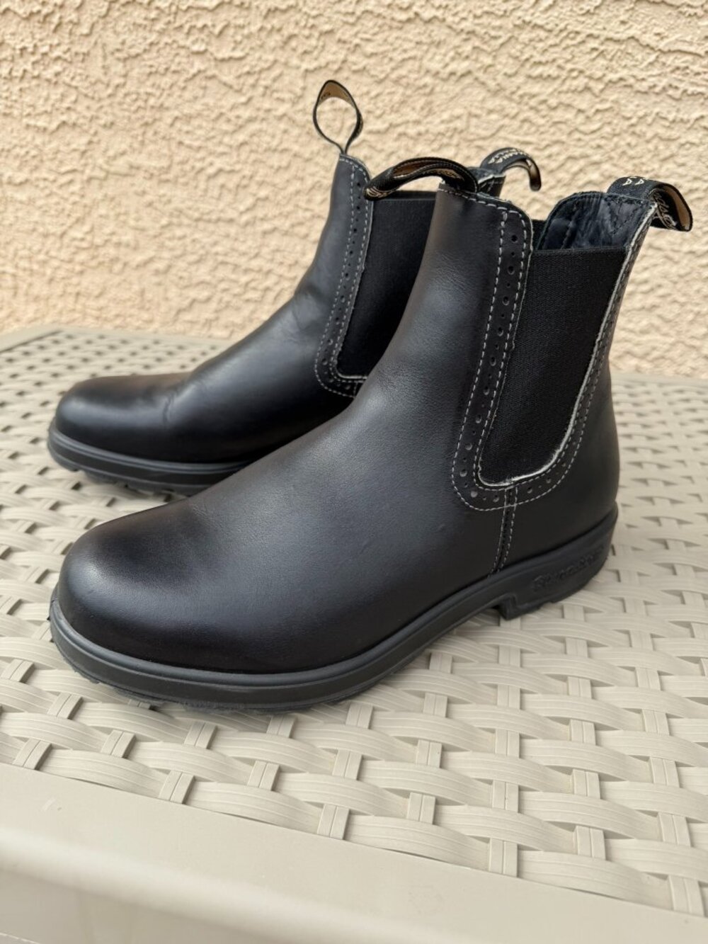 Blundstone High Top Ladies Chelsea Boot
